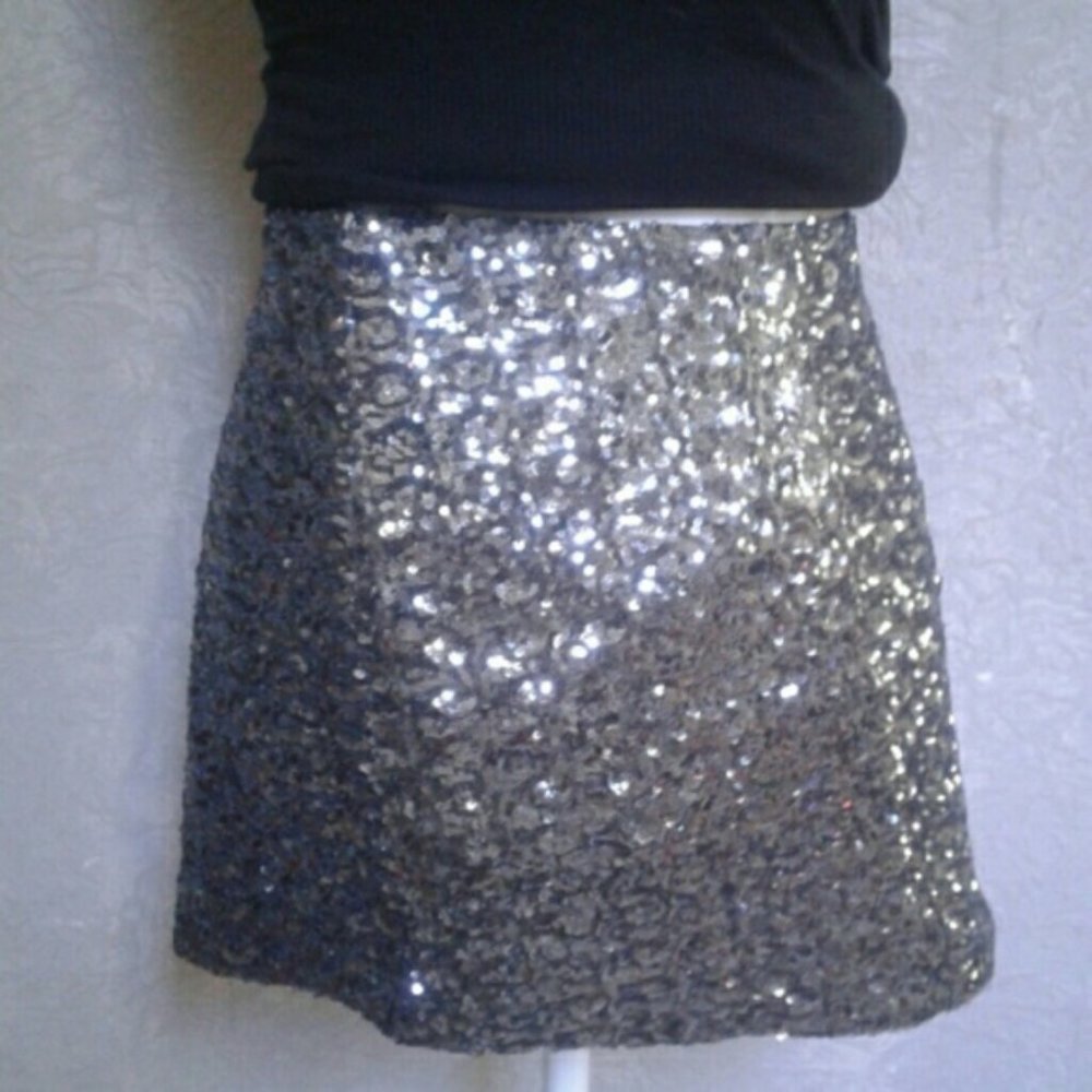 CLOSING SALE Silver Sequin Party Mini Skirt